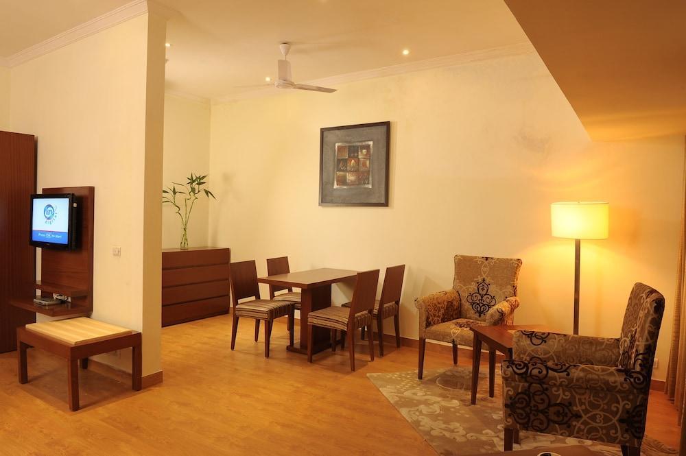 Ahuja Residency Sunder Nagar Hotell New Delhi Eksteriør bilde